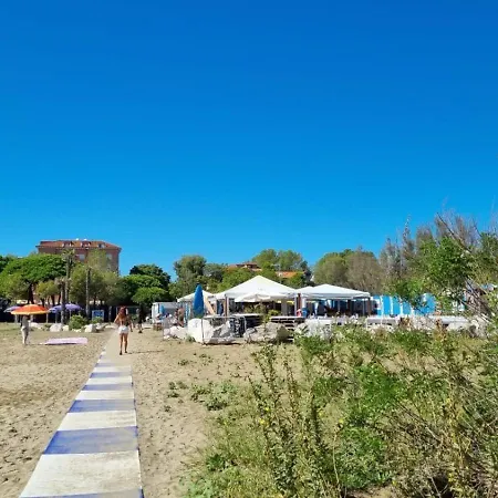 Santelena33 *